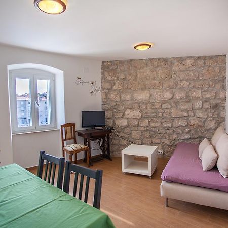 Apartment Pogled Na Luku Cres Exterior photo