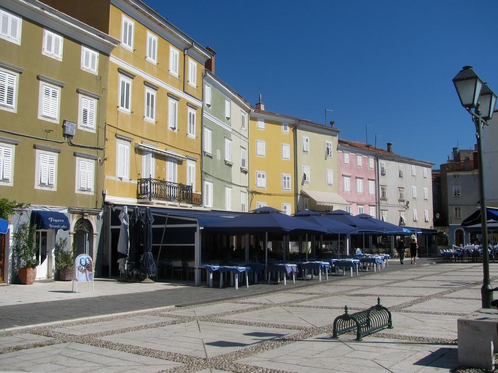 Apartment Pogled Na Luku Cres Exterior photo