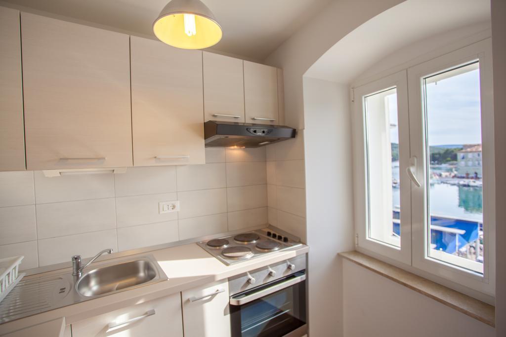 Apartment Pogled Na Luku Cres Exterior photo