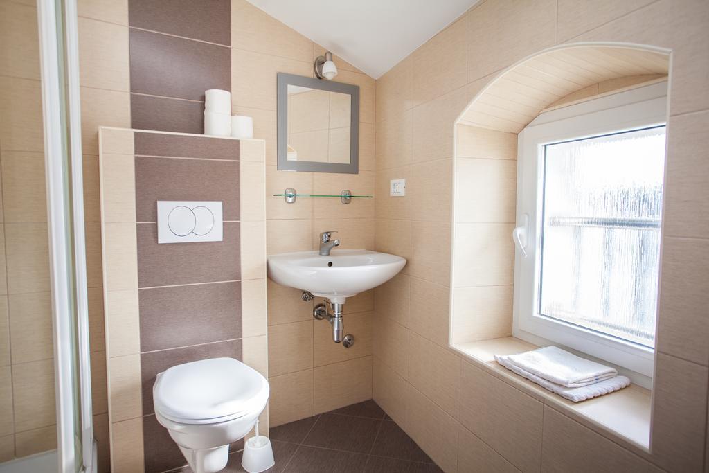 Apartment Pogled Na Luku Cres Exterior photo
